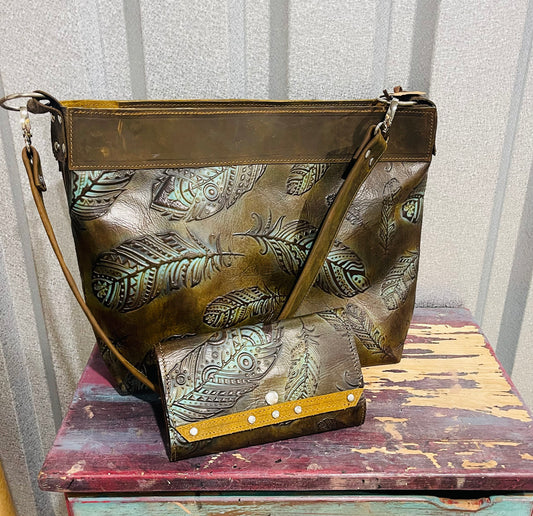 Leather tote and wallet set